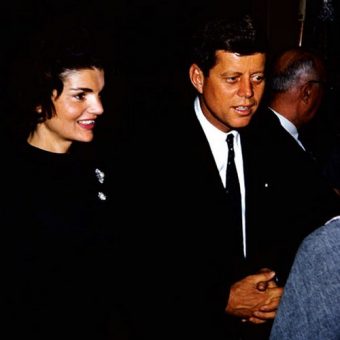 John F. Kennedy w czasie kampanii prezydenckiej.