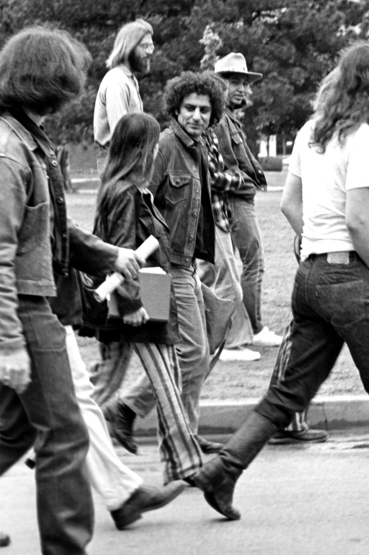 Abbie Hoffman na Uniwersytecie Oklahoma podczas protestów przeciwko wojnie wietnamskiej. 