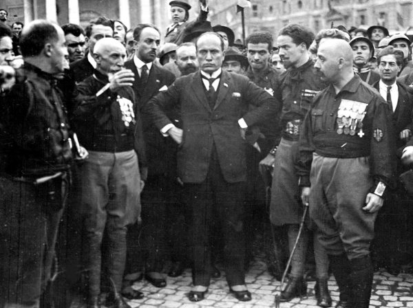 To właśnie Sarfatti nakłoniła Mussoliniego do zorganizowania słynnego Marszu na Rzym.