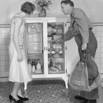 Amerykańskie domowe lodówki z lat 20. (fot. domena publiczna)