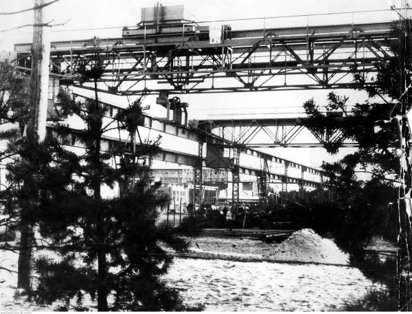 Huta w Stalowej Woli. Sztandarowa inwestycja COP-u. Fotografia z 1938 roku