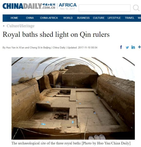 Zrzut ekranu z artykułem "China Daily" przedstawiającym miejsce wykopalisk.