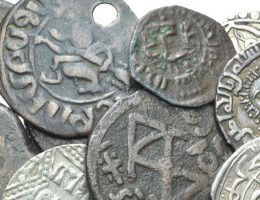 Czy uda się skatalogować wszystkie znalezione w Polsce skarby?