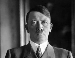 Adolf Hitler: zastrzelił się czy uciekł do Argentyny? Według Heleny Rżewskiej otruł się cyjankiem.