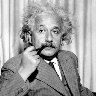 Albert Einstein w drugiej połowie lat 30. miał romans Margaritą Konenkovą, która szpiegowała dla ZSRR.