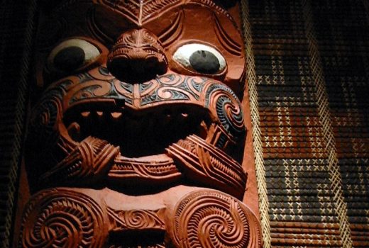 Maoryska rzeźba. Zbiory Auckland War Memorial Museum, Nowa Zelandia.