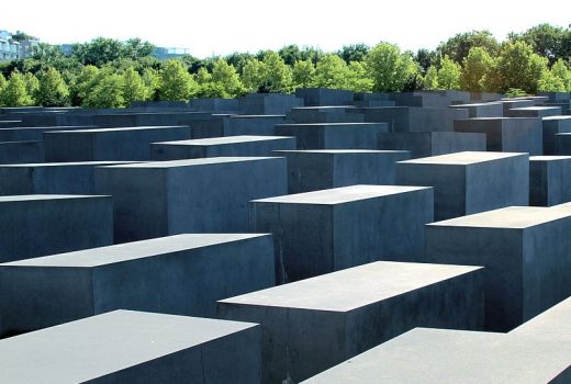 Monument ofiar holokaustu w Berlinie (fot. Mary-Grace Blaha Schexnayder, lic. CCA-SA 3.0)