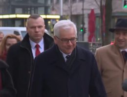 Minister Jacek Czaputowicz (fot. kadr z materiału przygotowanego przez tvn24.pl)