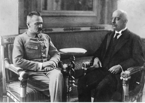 Prezydent Gabriel Narutowicz na spotkaniu z Józefem Piłsudskim