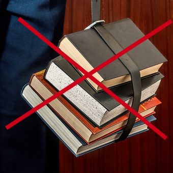 Za komuny istniało coś takiego jak prohibity, jednak książki te nie były zakazane dla wszystkich (fot. stevepb, lic. CC0)