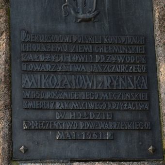 Mikołaj z Ryńska, jeden z założycieli Związku Jaszczurczego, został skazany na śmierć i ścięty za sprzyjanie Polsce.