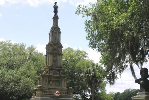 Konfederacki pomnik w Savannah (fot.Daniel Mayer, lic. GNU FDL)