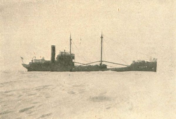 "Tczew" w loda Zatoki Kilońskiej.