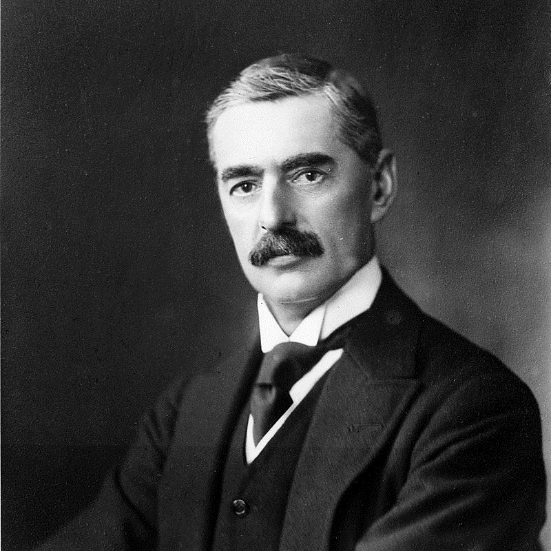 Neville Chamberlain sprawował funkcję premiera Wielkiej Brytanii do 1940 roku.