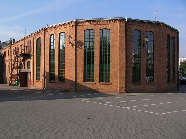 Przedwojenna Fabryka Maszyn i Kotłów, Odlewnia Żelaza i Stali „Born & Schütze” utraciła 80% swojego parku maszynowego.