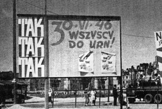 Tablice agitacyjne przed referendum w Warszawie (fot. domena publiczna)