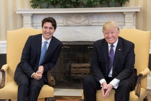 Donald Trump i Justin Trudeau w Białym Domu (fot. domena publiczna)
