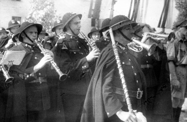 Polska orkiestra wojskowa na fotografii z 1938 roku. Ilustracja poglądowa.