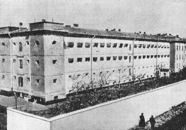 "Rudego" więziono na Pawiaku, w największym niemieckim więzieniu politycznym na terytorium okupowanej Polski.