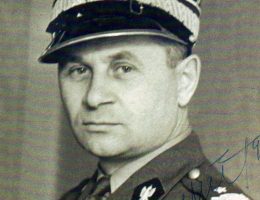 Generał Bronisław Duch.