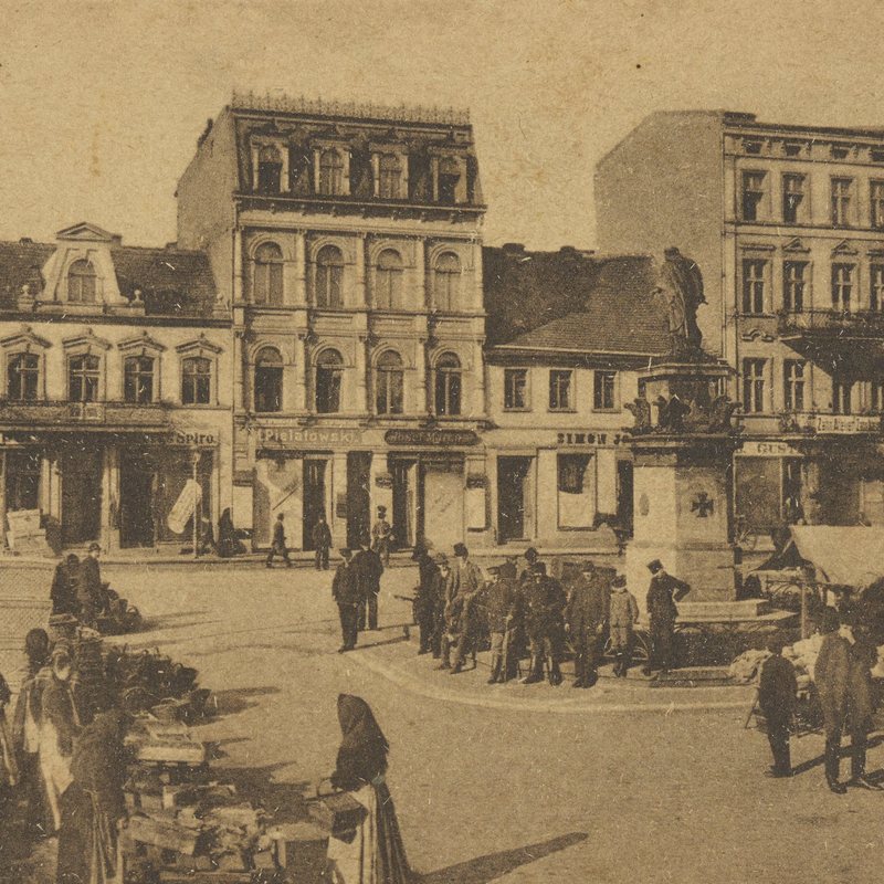 Inowrocławski Rynek na pocztówce z około 1910 roku.