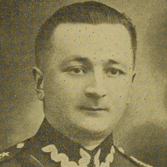 Kapitan Paweł Cyms.