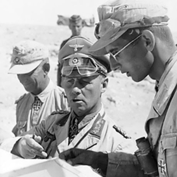 Erwin Rommel w 1942 roku.