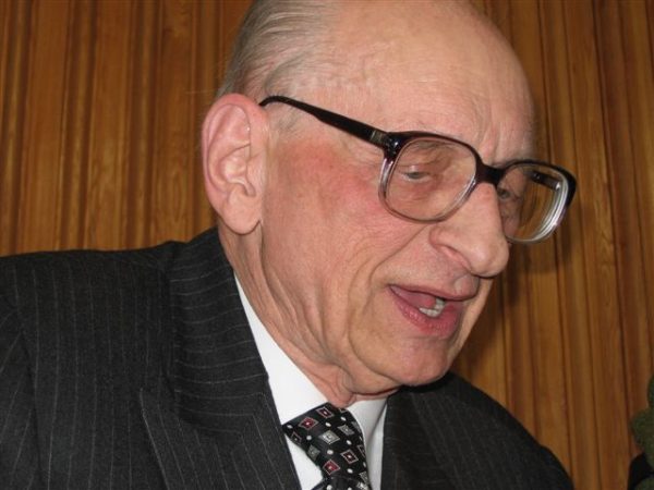 Eksplozję czołgu-pułapki wspominał między innymi Władysław Bartoszewski. Eksplozję czołgu-pułapki wspominał między innymi Władysław Bartoszewski.