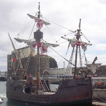 Jednym ze statków należących do floty Kolumba była Santa Maria.