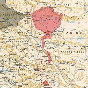 Jednym ze spornych terytoriów był leżący na Wyżynie Tybetańskiej region Aksai Chin. 