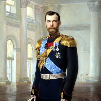 Decyzję o wprowadzeniu na terenie Królestwa stanu wojennego podjął car Mikołaj II.