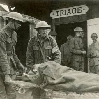 Żołnierze z czasów I wojny światowej (fot. domena publiczna)