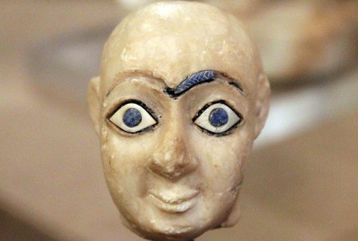Głowa z gipsu znaleziona w Nippur (fot. Quinn Dombrowski, lic. CC BY-SA 2.0)