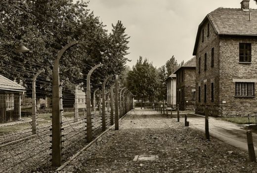 Teren obozu Auschwitz-Birkenau (fot. peter89ba, lic. CC0)