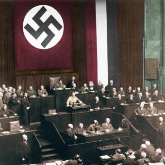 Adolf Hitler stanął na czele niemieckiego rządu 30 stycznia 1933 roku.