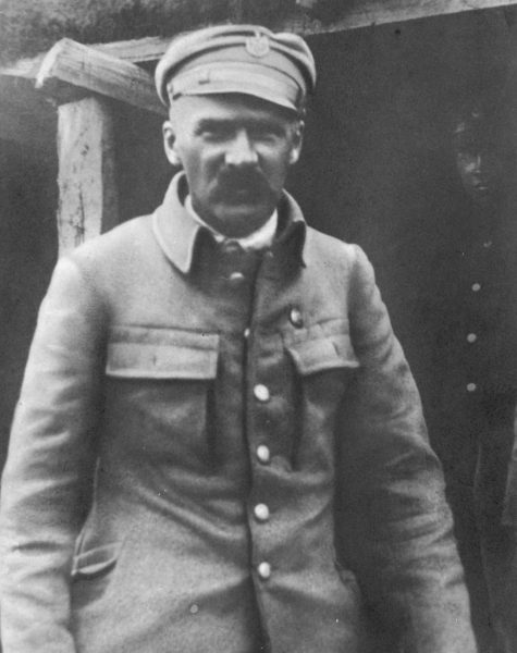 Józef Piłsudski słusznie zauważał, że pod Kostiuchnówką legioniści opuszczali swoje pozycje dopiero po tym, gdy ich sojusznicy już dawno się wycofali.