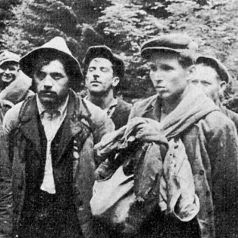 Wśród osób, których nazwiska ujawnił IPN, znajdują się zarówno żołnierze wyklęci, jak i Polacy pomordowani przez UPA (na zdj. członkowie sotni „Bira” UPA ujęci przez żołnierzy Ludowego Wojska Polskiego w rejonie Zatwarnicy jesienią 1946 roku).
