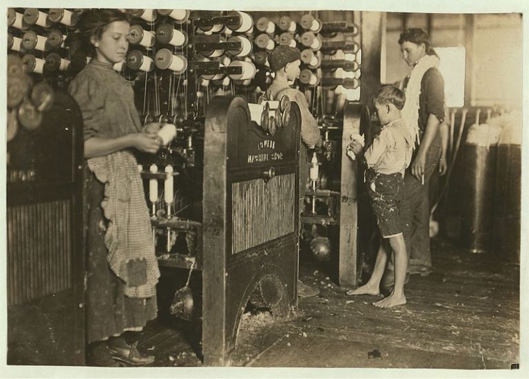 Opisz Warunki Pracy W Xix Wiecznej Fabryce Lewis Hine. Człowiek, który obnażył prawdziwe oblicze pracujących