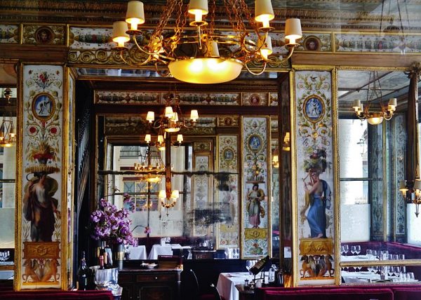 Pierwsze restauracje z prawdziwego zdarzenia na Starym Kontynencie powstały w Paryżu