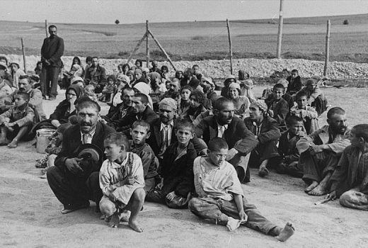 Romowie w obozie zagłady w Bełżcu