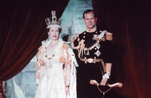 Brytyjczycy bardzo niechętnie patrzyli na ślub następczyni tronu Elżbiety z Filipem.
