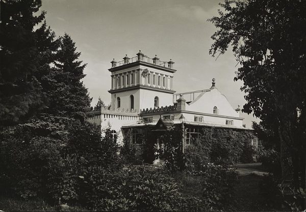Zakład działał do września 1939 roku.
