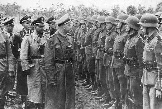 Niemcy proponowali Szendrukowi m.in. objęcie na wiosnę roku 1943 funkcji szefa sztabu 14 Dywizji Grenadierów SS (na zdj.), odmówił.