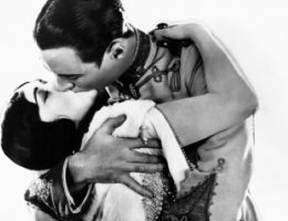Pola Negri romansowała z największymi amantami kina niemego, a wśród jej fanów znalazł się... Adolf Hitler.