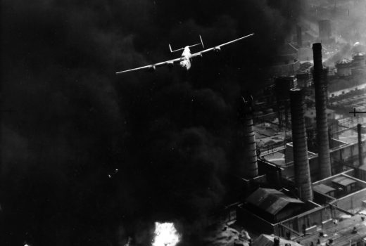 Wa 1944 roku alianci za cel obrali infrastrukturę zaopatrującą III Rzeszę w ropę naftową, węgiel i stal.